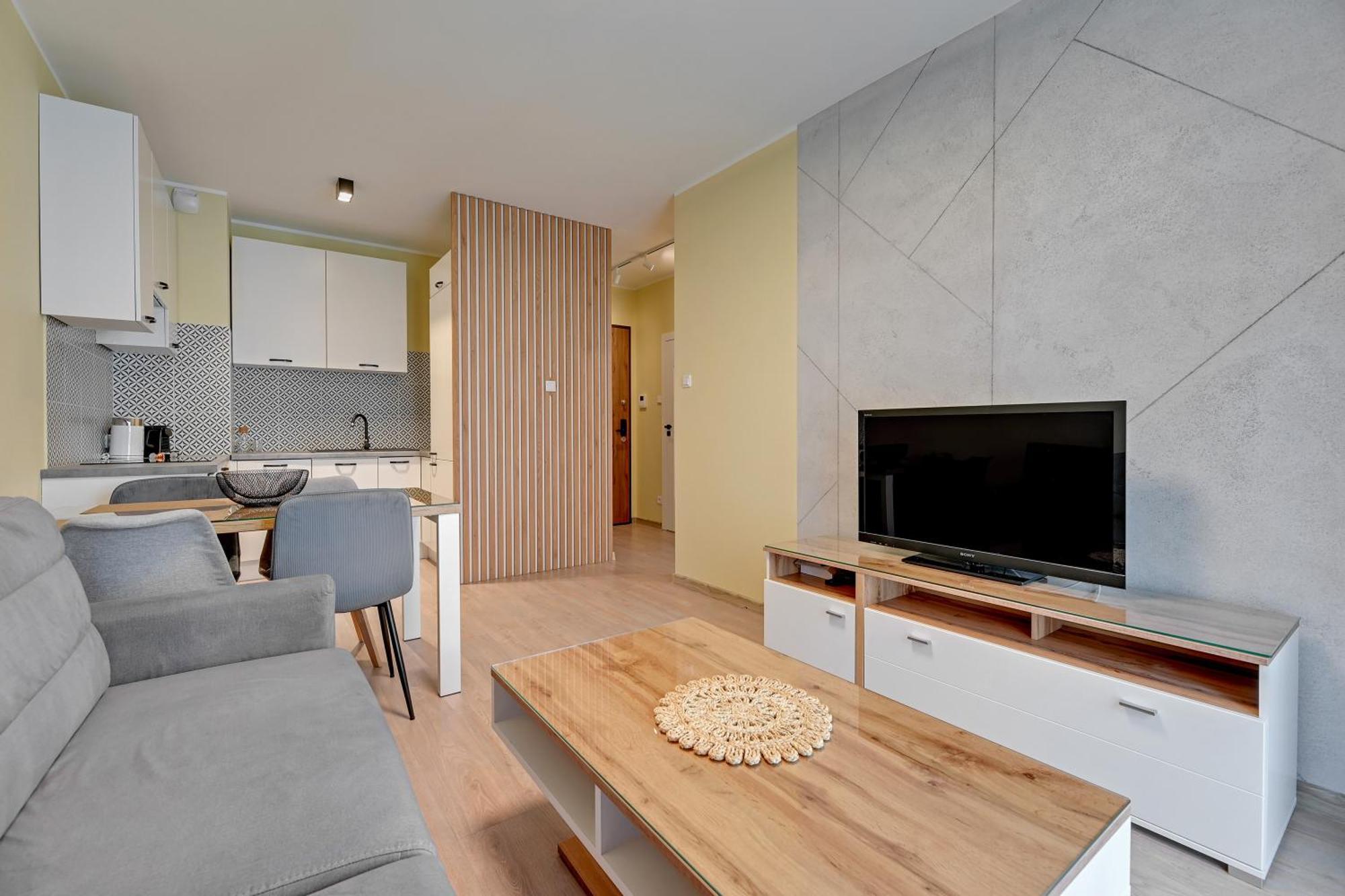 Zajezdnia Wrzeszcz Seaside & Parking By Downtown Apartments Gdansk Ngoại thất bức ảnh