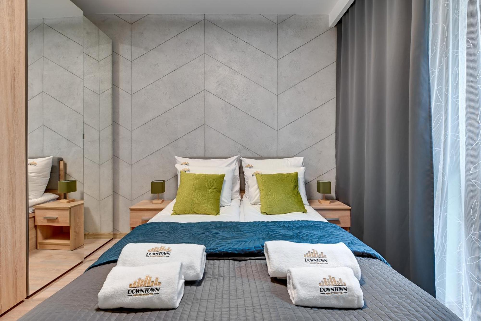 Zajezdnia Wrzeszcz Seaside & Parking By Downtown Apartments Gdansk Ngoại thất bức ảnh